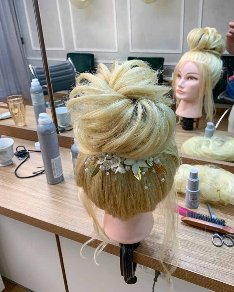Penteado em cabeça de Boneca